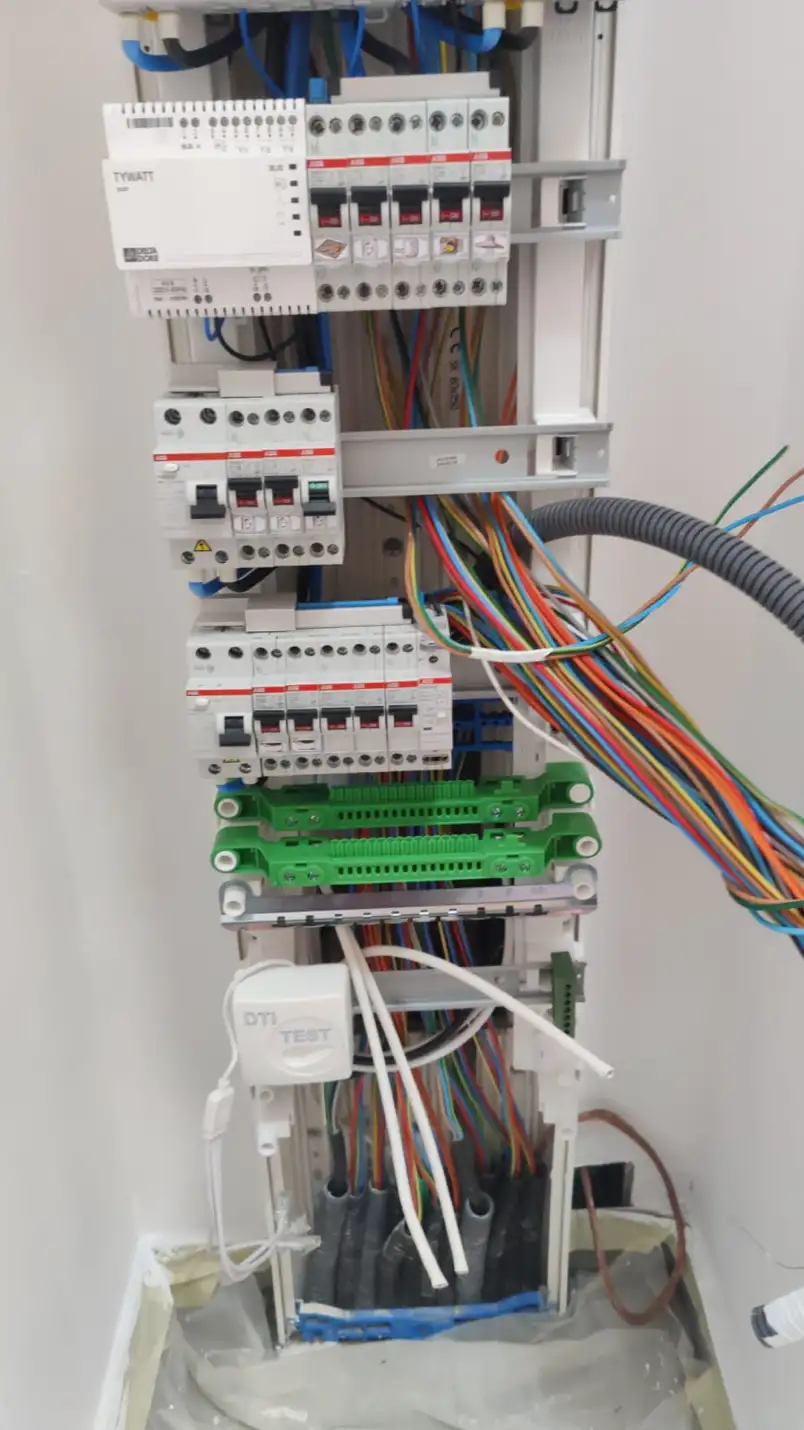 Installation boitier disjoncteur